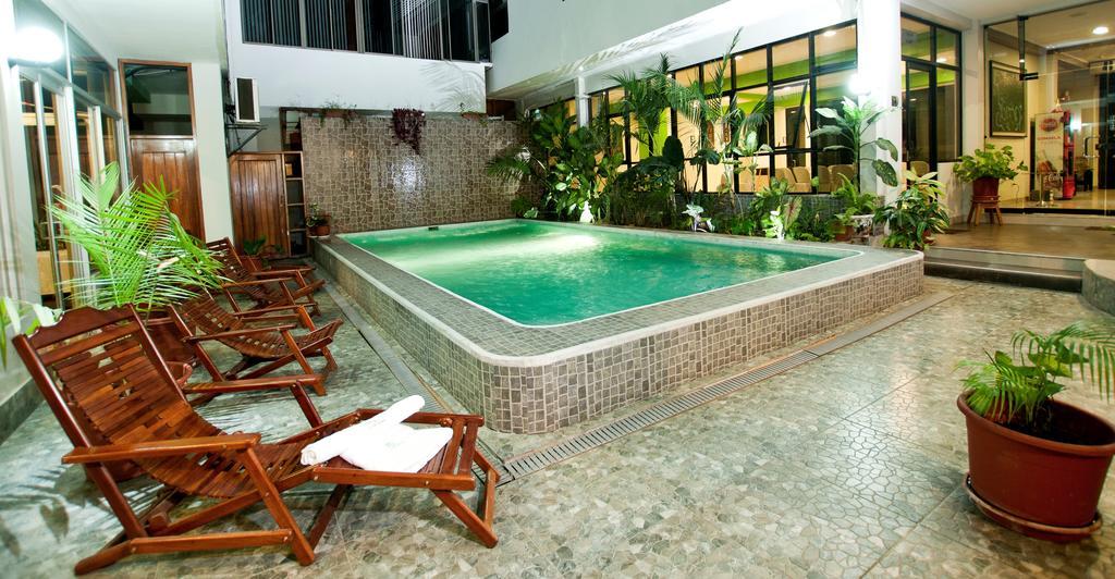 Hotel Puerto Amazonico Puerto Maldonado Exterior photo
